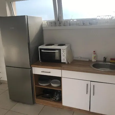 Konukevi Hello Ljubljana- Green Way And