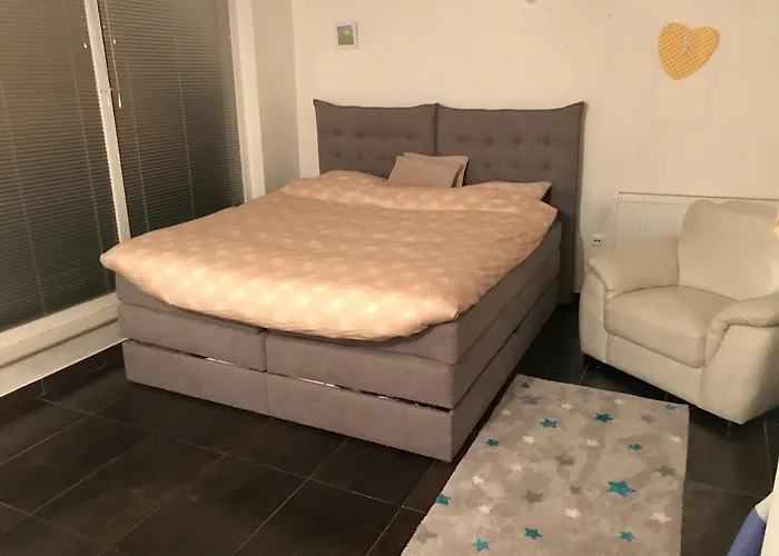 Pensión Hello Ljubljana- Green Way And *