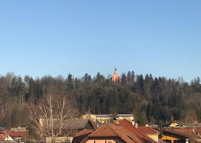 Hello Ljubljana- Green Way And بيت ضيافة
